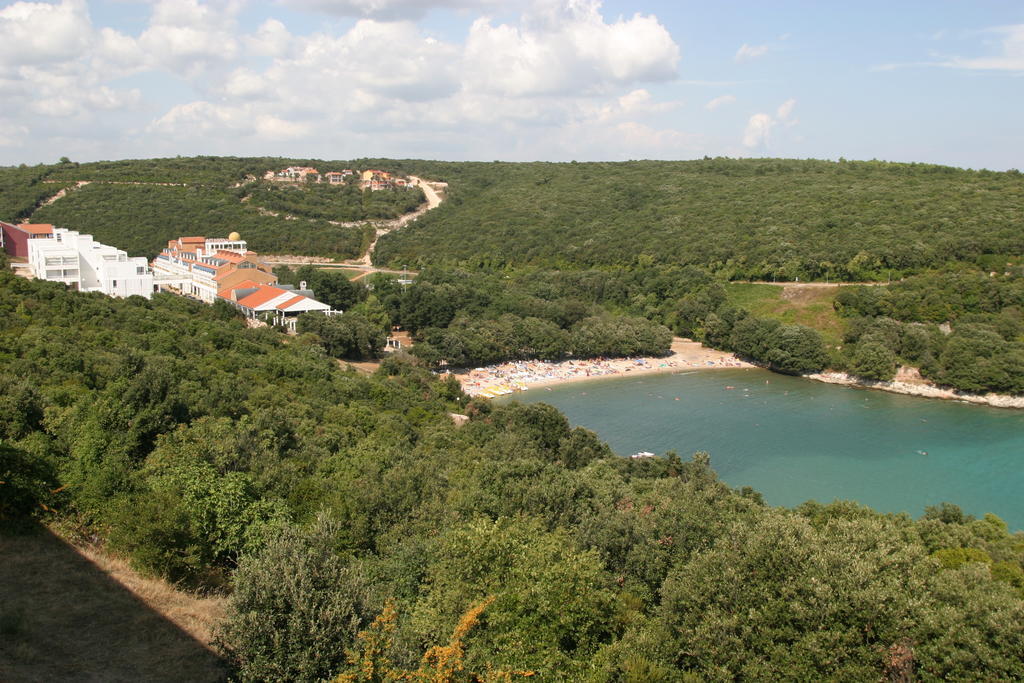 Apartments Hostin Garoful Duga Uvala Pavicini Esterno foto